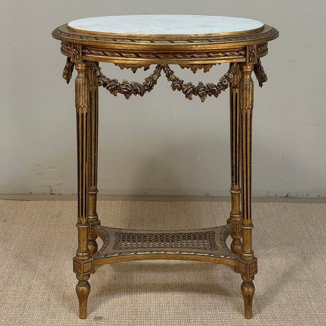 Early 20th Century Antique French Louis XVI Giltwood Oval Side Table With Carrara Marble Top For Sale - Image 5 of 17
