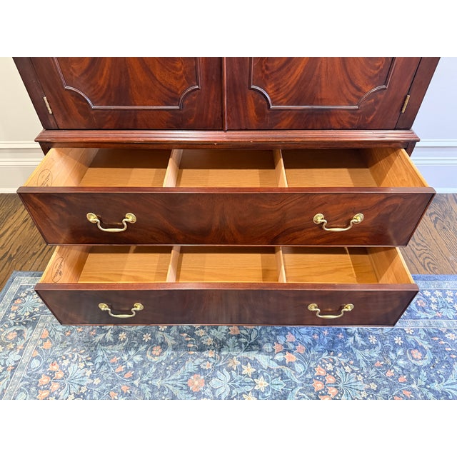 1990s Henkel Harris Flame Mahogany Chippendale Tv Armoire – Style 1246, Finish #29 For Sale In Atlanta - Image 6 of 12