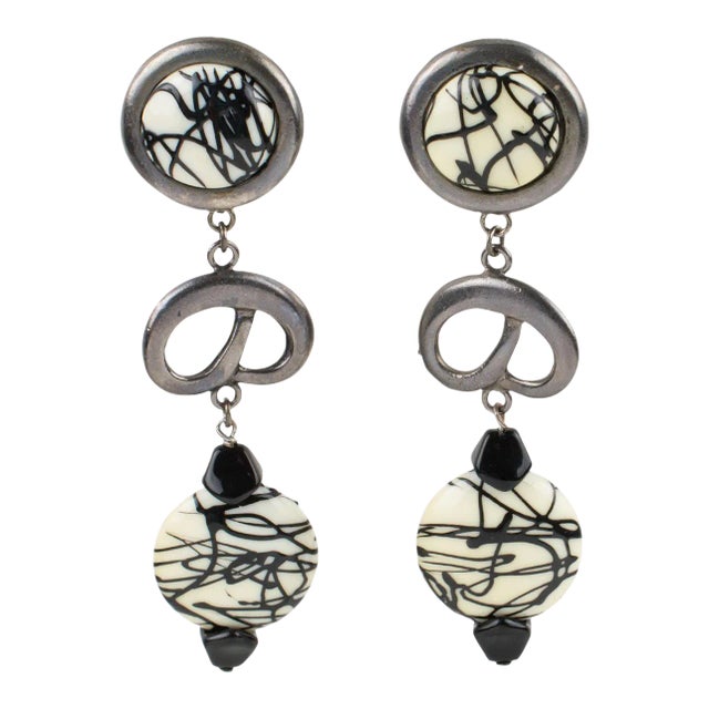 Paco Rabanne Paris Futuristic Black and White Resin and Metal Pair of Clip Earrings For Sale