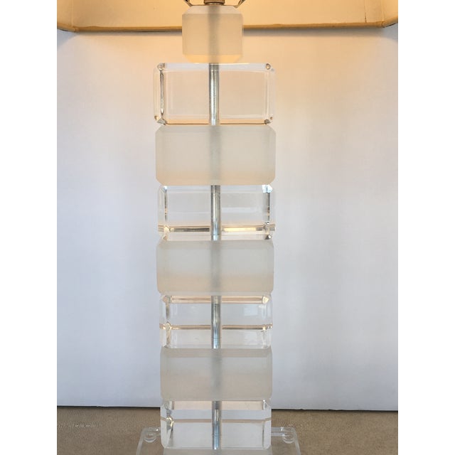 1980s Square Lucite Table Lamps - a Pair For Sale - Image 4 of 9