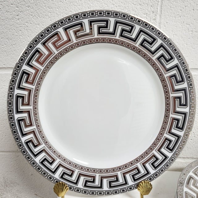 Modern Casati Bavaria Fine Porcelain Dinner Plates With Platinum Greek Key Border – Set of 6 For Sale - Image 3 of 17