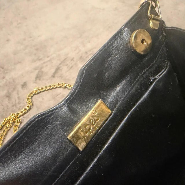 1960s Bakelite, Leather and Brass Italian Evening Bag by Ipes For Sale - Image 6 of 14