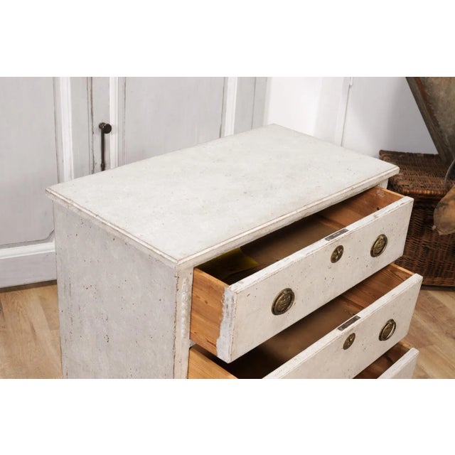 Light Gray Gustavian Style Swedish Light Grey Painted Three-Drawer Chest with Carved Posts For Sale - Image 8 of 12