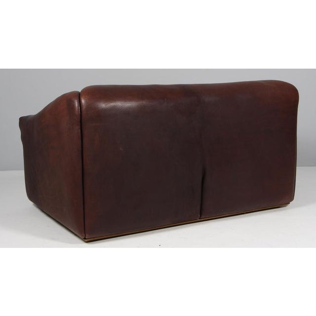Animal Skin Vintage DS47 Two-Seat Sofa in Patinated Leather from de Sede For Sale - Image 7 of 8