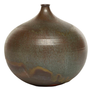Gertrud and Otto Natzler Round Bottle With Lip, 1967