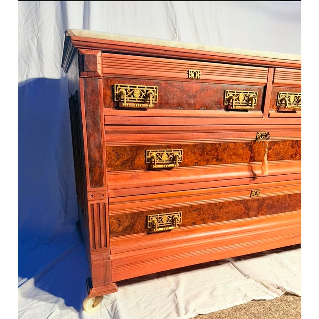 1870–1890 Antique Eastlake Walnut & Burl Marble-Top Chest of Drawers For Sale - Image 4 of 11