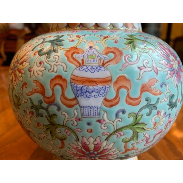 19th Century Chinese Qing Dynasty Famille Rose Fenba Porcelain Vase For Sale In Dallas - Image 6 of 11