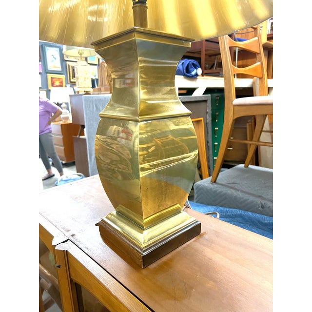 Mid 20th Century Brass Asian Lamps With Ro Sham Beaux Shades - a Pair For Sale - Image 10 of 12