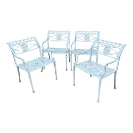 Example of Molla Outdoor Seating