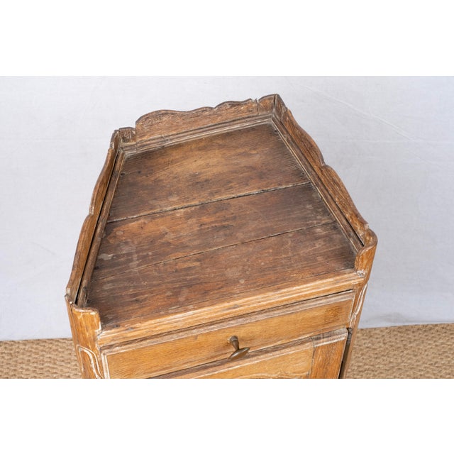 Small Antique French Corner Cabinet For Sale - Image 4 of 14
