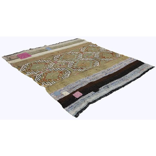 1960s Vintage Turkish Kilim Rug- 4′9″ × 5′2″ For Sale - Image 4 of 7