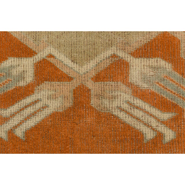 Beige Vintage Turkish Anatolian Rug, 9'4" X 6'6" – Soft Terracotta and Beige For Sale - Image 8 of 10