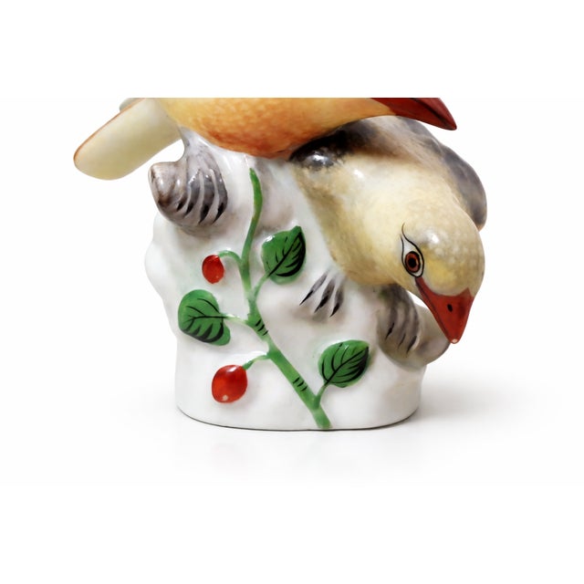 Mid-Century Modern Vintage Hand-Painted Porcelain Birds Figurine from Herend, 1970s For Sale - Image 3 of 7