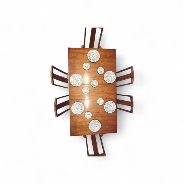 White 1980s Haviland Limoges “Golden Quail” Porcelain Dinnerware Set of 6 – Hand-Decorated, Gilt Trim, Made in France - Set of 31 For Sale - Image 8 of 10