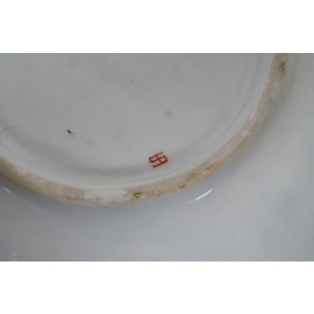 Ceramic Mid 20th Century Edme Samson French Porcelain Armorial Scalloped Shell Dish For Sale - Image 7 of 10