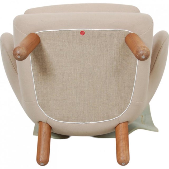 Vintage Pelikan Chair in Beige Fabric by Finn Juhl For Sale - Image 11 of 13