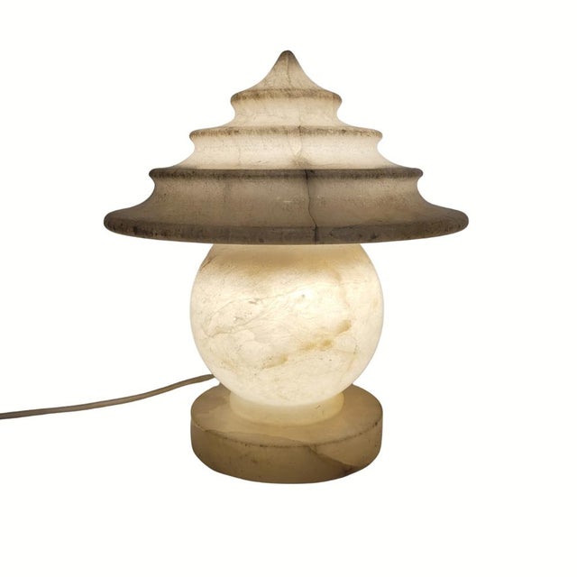 Art Nouveau Table Lamp, Alabaster, Early 20th Century – France Material: Alabaster Style: Art Nouveau / Art Deco Period:...
