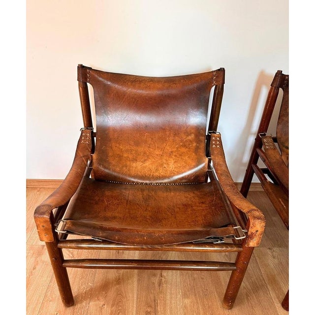 1970s Vintage Buffalo Leather Safari Armchair in Oak Frame, 1970s, Set of 2 For Sale - Image 5 of 9