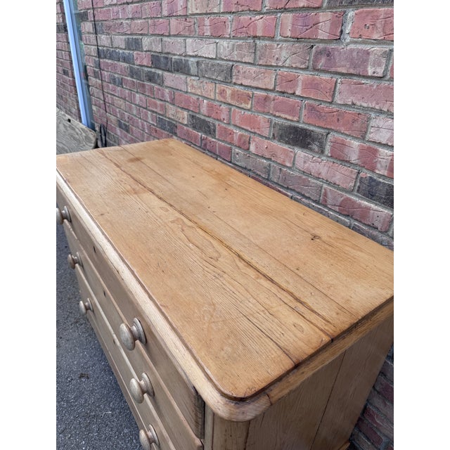 Tan 19th Century Pine Chest of Drawers For Sale - Image 8 of 17