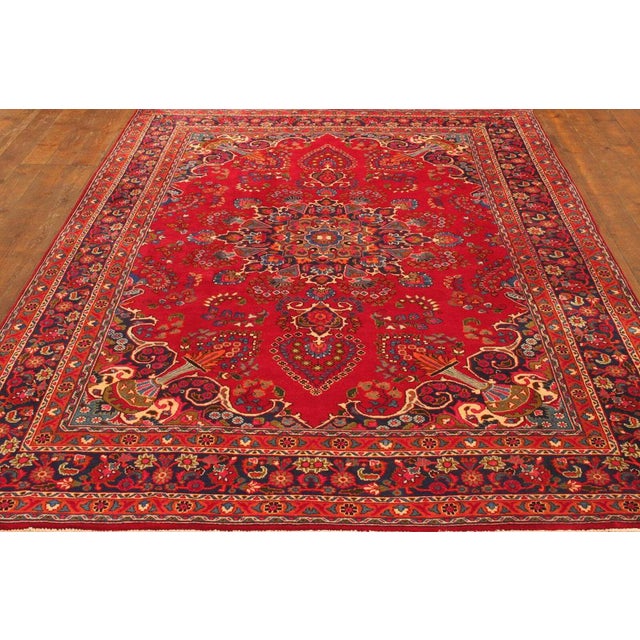 Middle Eastern Hand-Knotted Rug in Wool For Sale - Image 6 of 11