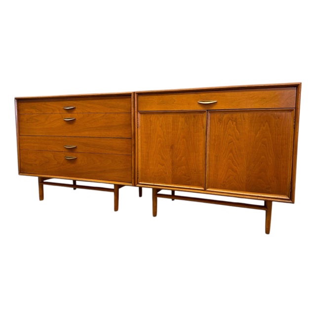 1960s Vintage Mid Century Modern Drexel Parallel Dresser and Record Cabinet Set of 2 For Sale