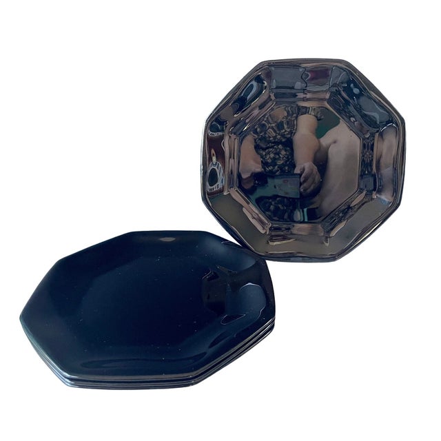 Contemporary Vintage Black Glass Salad Plates by Arcoroc Octime – Set of 4 – 7.5" – Set of 4 For Sale - Image 3 of 6