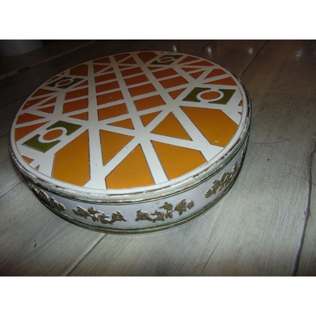 Walt Disney Beauty and the Beast Plate, 1990s For Sale - Image 4 of 7