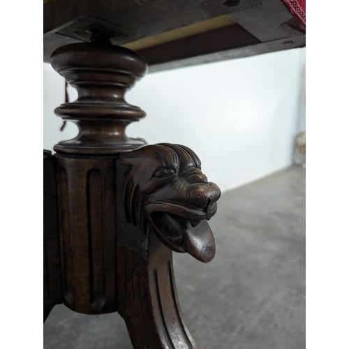 Louis XIII Stool with Animal Decoration For Sale - Image 3 of 7
