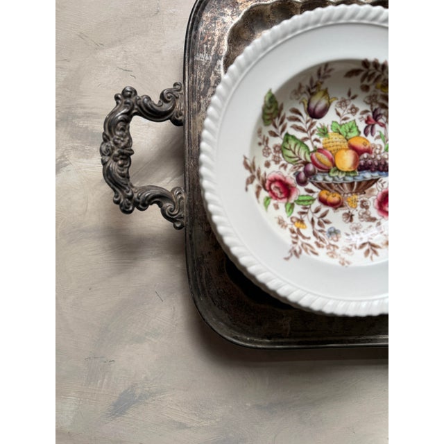 Vintage Pomona Windsor Ware 8” Soup Bowls | Johnson Bros England | c.1940–1950 | Set of 7 Hand-Colored Earthenware For Sale - Image 9 of 12