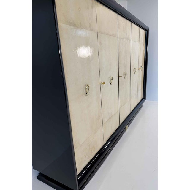 Beige Italian Art Deco Wardrobe by Osvaldo Borsani, 1940s For Sale - Image 8 of 18