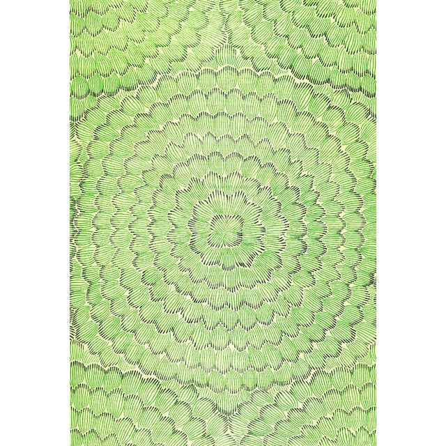 Traditional Sample - Schumacher X Celerie Kemble Feather Bloom Sisal Wallpaper in Emerald & Ore For Sale - Image 3 of 3