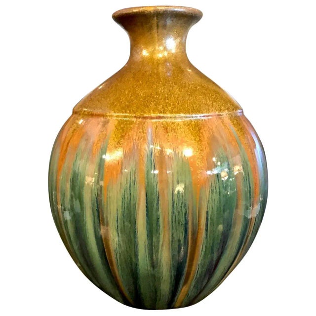 Art Pottery Vase, 20th Century For Sale In Los Angeles - Image 6 of 6