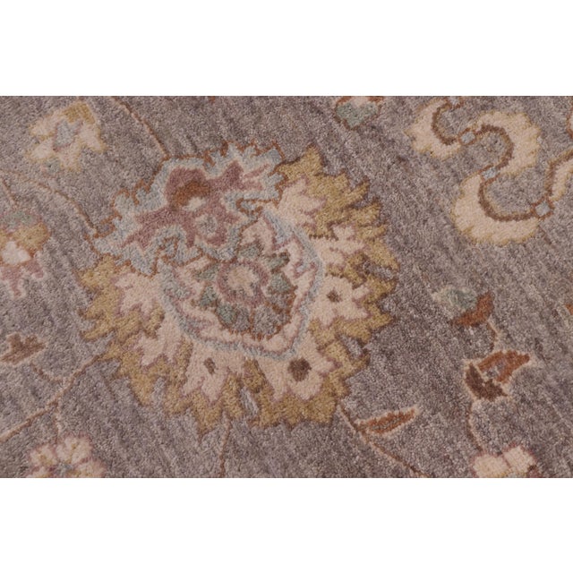 Art Nouveau Boho Chic Ziegler Gray/Ivory Wool Round Rug- 9'10'' X 10'1'' For Sale - Image 3 of 10
