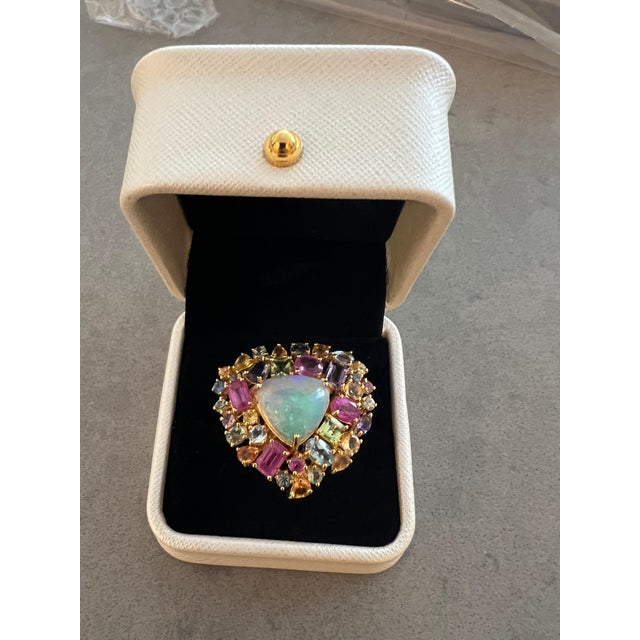 Bochic “Orient” Carved Ruby & Multi Sapphire Cluster Ring Set 18K & Silver, Size 7.5 For Sale In New York - Image 6 of 12