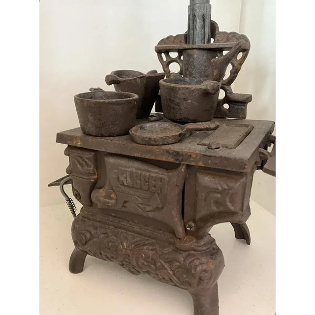 Model of an Old Wood Stove, 1950-60 For Sale - Image 10 of 13