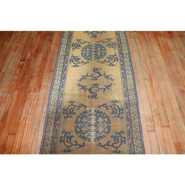 19th Century Long Antique Chinese Runner - 2'5" x 14'5" For Sale In New York - Image 6 of 6