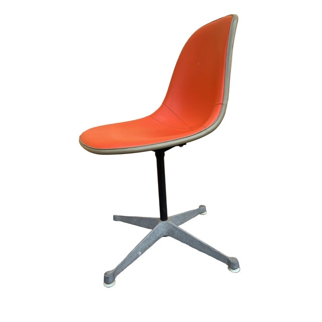 Mid Century Modern Herman Miller Swivel Shell Chairs in Orange - Set of 4 For Sale - Image 11 of 12