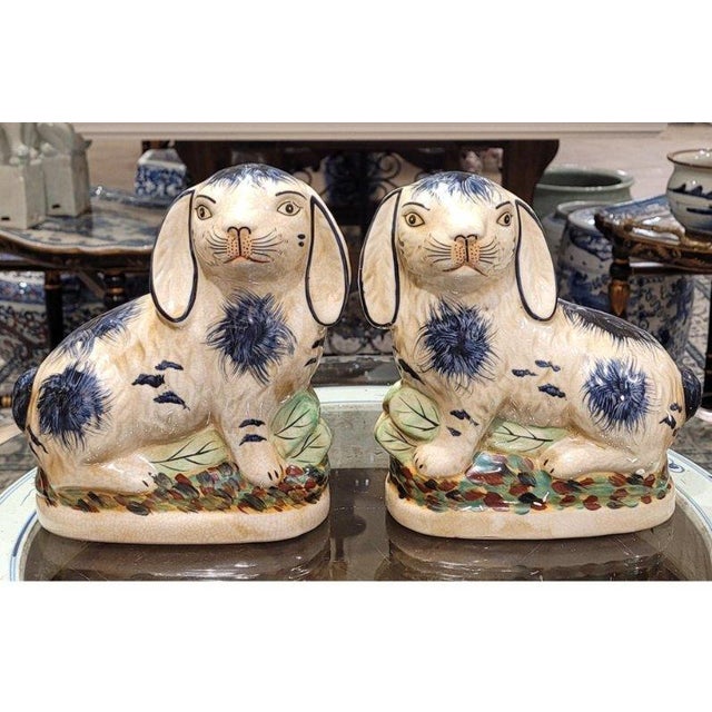 English Blue and White Staffordshire Style Porcelain Rabbit Figurine Pair For Sale - Image 3 of 6