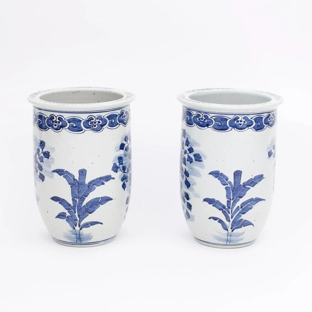Contemporary Pair of Chinese Blue and White Porcelain Vases For Sale - Image 3 of 9