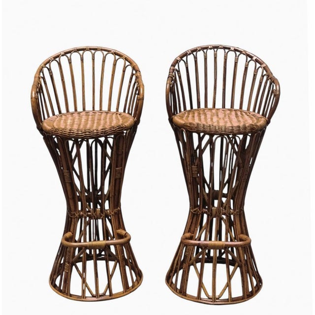 1960s Hourglass-Shaped Woven Wicker Stools in the style of Tito Agnoli, Italy, 1960s, Set of 2 For Sale - Image 5 of 11