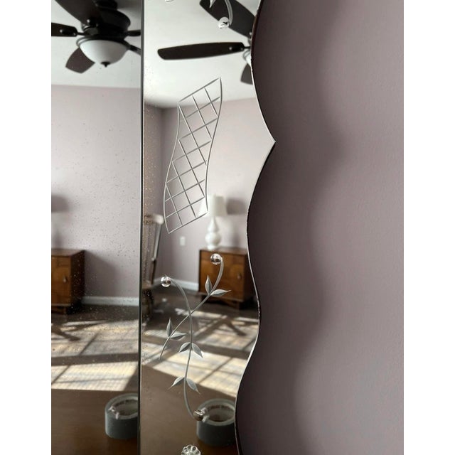 Wonderful Vintage Mid-Century Modern Scalloped Edge Venetian Italian Wall Mirror For Sale - Image 4 of 8