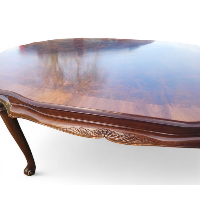 Antique Early 20th Century Louis XVI French Oval Dining Table in Walnut & Mahogany For Sale - Image 10 of 13