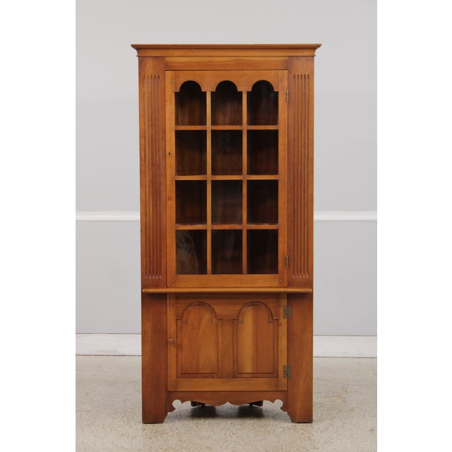 Stickley Pair Stickley Cherry Valley Corner China Cabinets For Sale - Image 4 of 18
