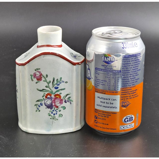 Ceramic Tea Canister with Floral Enamels Double Mark from Leeds Pottery, 1780 For Sale - Image 7 of 9