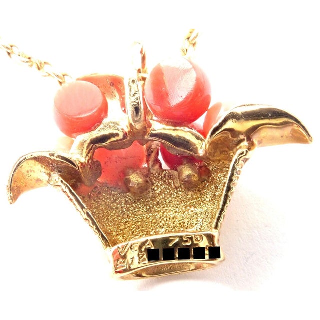 Gold Van Cleef & Arpels 18k Gold Coral Bead Fruit Basket Pendant Necklace For Sale - Image 8 of 12