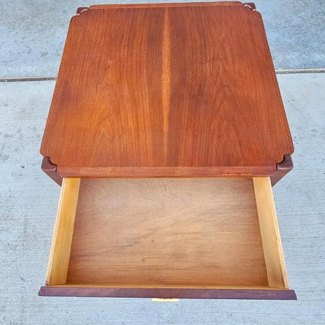 1960s Mid Century Bassett Side Table For Sale In Los Angeles - Image 6 of 12