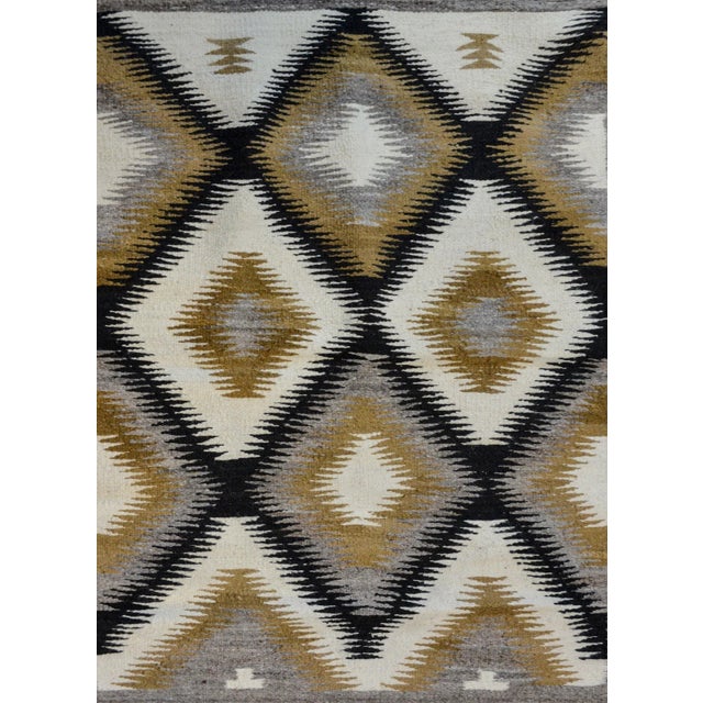 Native American Bold Mid-20th Century Navajo Style Rug For Sale - Image 3 of 9