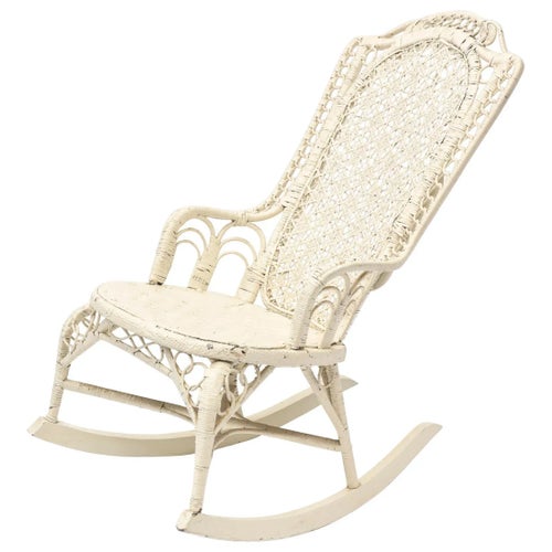 Victorian Wicker Rocker with Interlocking Circle Arms and Spider