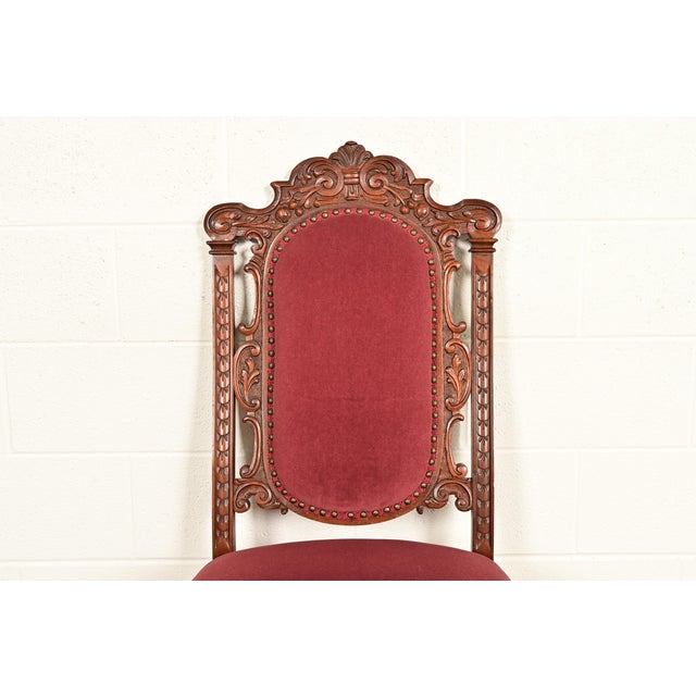 R. J. Horner Style Antique Renaissance Revival Carved Walnut Side Chairs or Dining Chairs | Pair For Sale In South Bend - Image 6 of 14