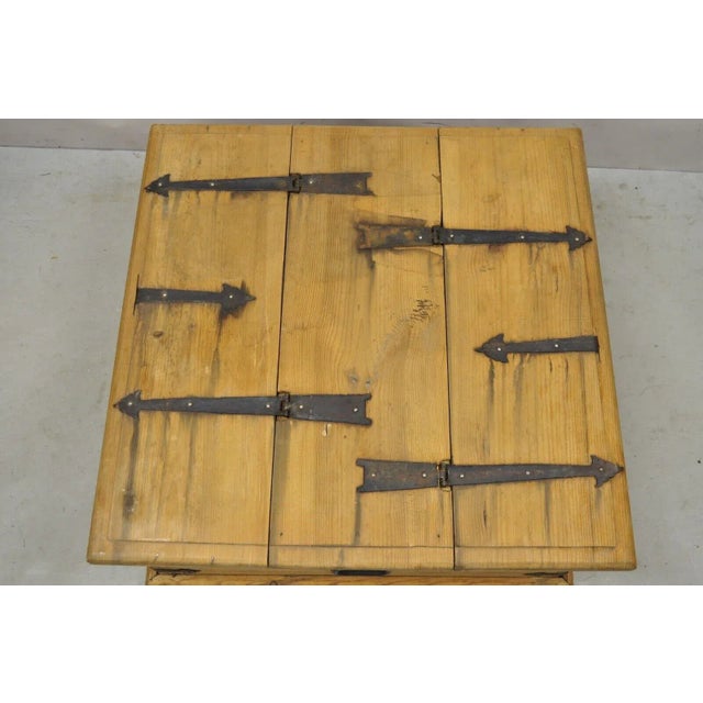 Late 20th Century Late 20th Century Country Farmhouse Style Mexican Double Lid Wooden Coffee Table Storage Trunk For Sale - Image 5 of 13